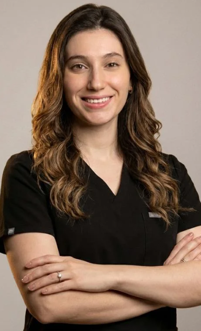 Dr. Serena Saade